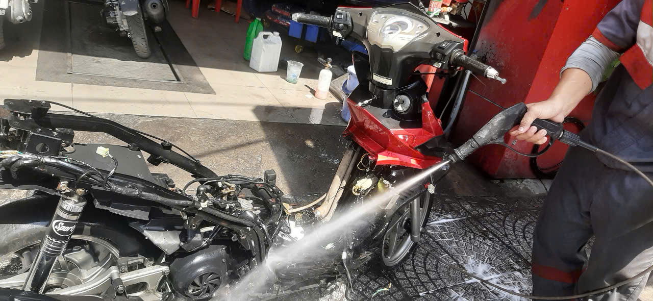 Vì Sao Nên Bảo Dưỡng Xe Máy Định Kỳ Tại Hệ Thống Sửa Xe Thông Minh?