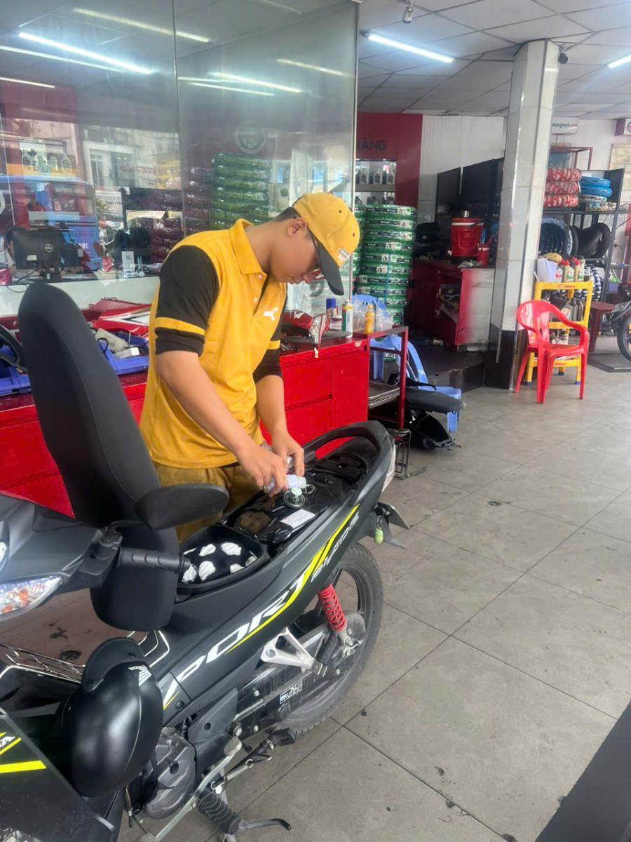 bảo dưỡng xe tay ga định kỳ