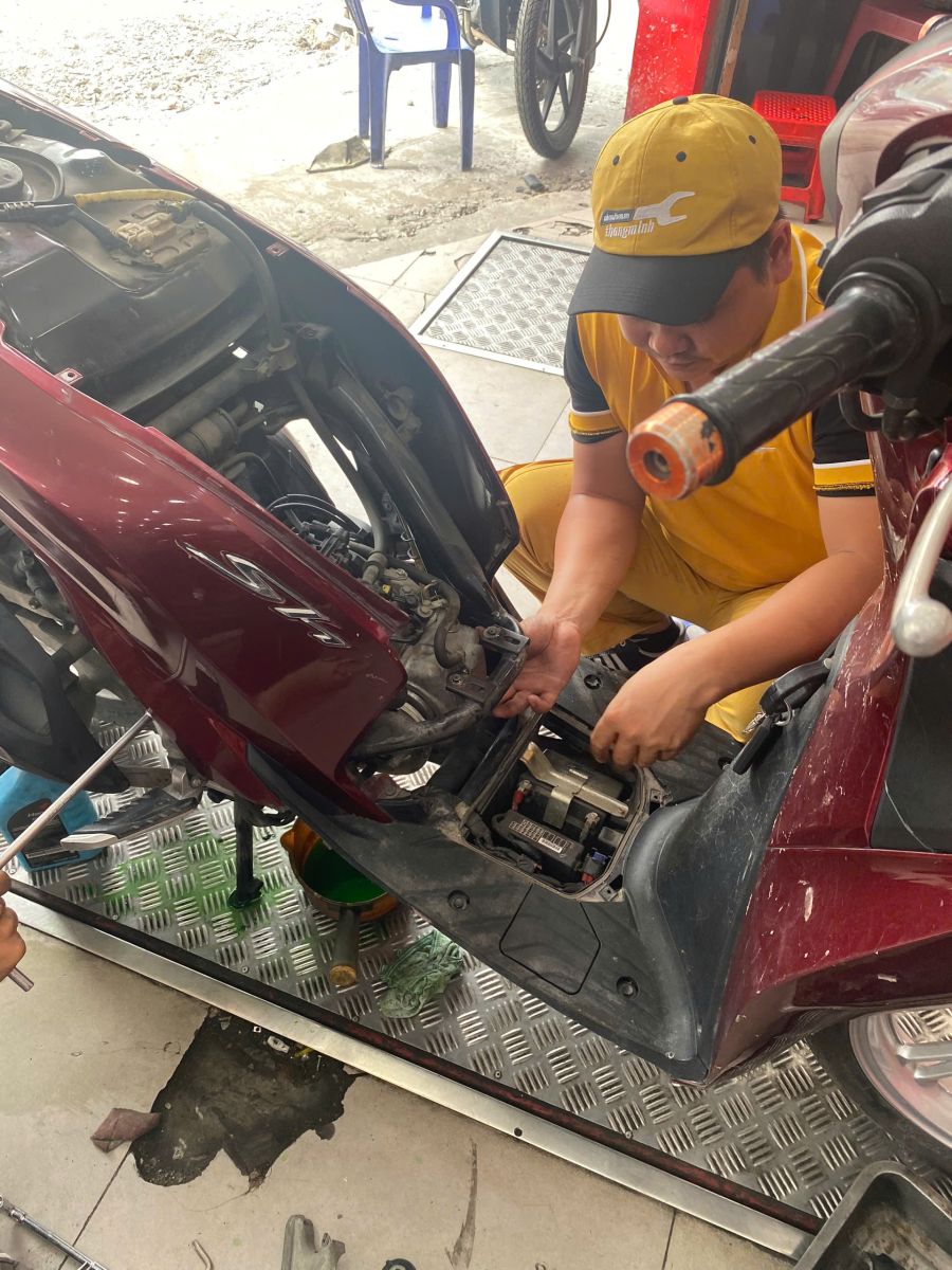 Bảo Dưỡng Xe Tay Ga SH